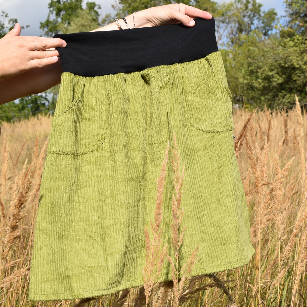 Manšestrová teplejší - zelená